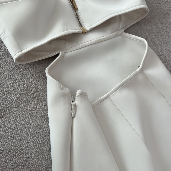 Marciano white dress SIZE XS - Picture 4 of 4